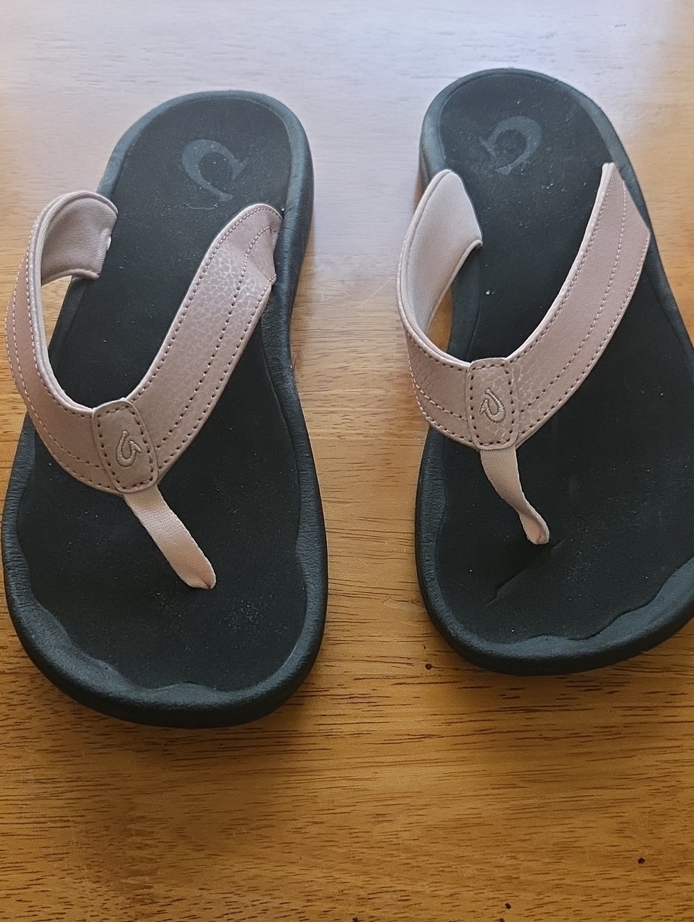 Womens Pink Olukai Flip Flops